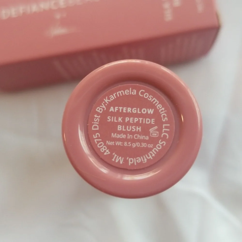 Defiance Beauty Silk Peptide Blush Afterglow
